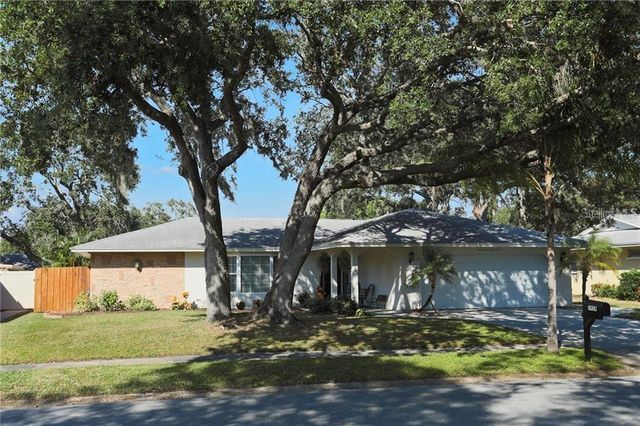 $5,000 | 2929 Mayflower Street | Gulf Gate Estates