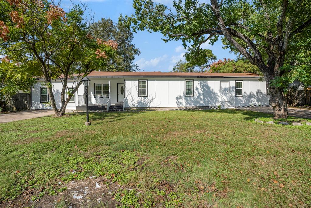 This expansive home features generous living spaces, perfect for entertaining or relaxing with family. Every room is designed with comfort and flow in mind.