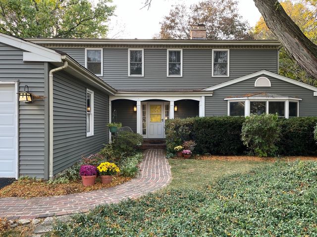 $479,900 | 1117 Dover Court | Batavia