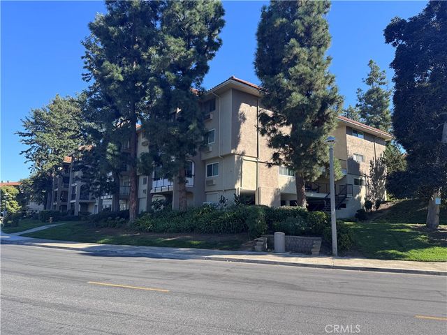 $645,000 | 3241 San Amadeo, Unit 3A | Laguna Woods