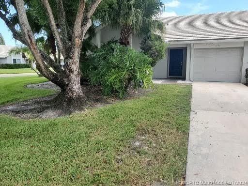 $2,750 | 3159 Southwest Sunset Trace Circle | Palm City