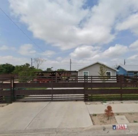 $189,000 | 1341 Middle Street | Alamo