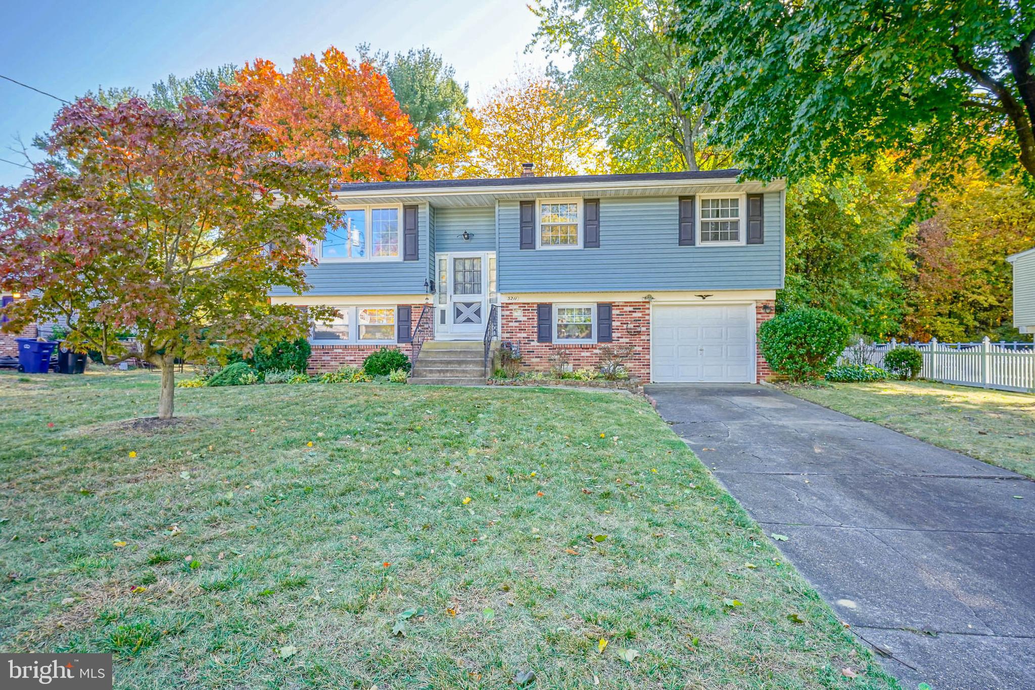 a front view of house with yard