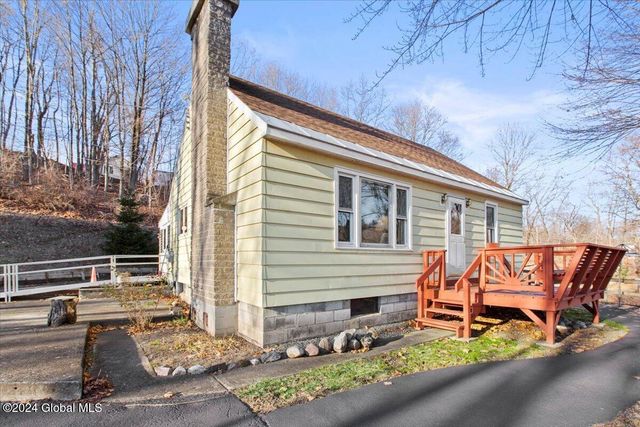 $210,000 | 16 North Liberty Avenue | North Greenbush