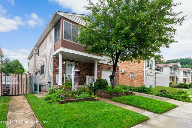 $1,150,000 | 246 Crafton Avenue | Willowbrook