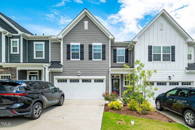 $584,900 | 1437 Rosepine Drive | West Cary