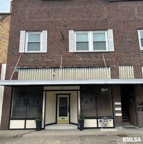 $199,500 | 13 North Division Street | Du Quoin