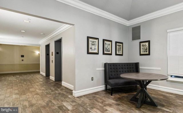 $2,100 | 12915 Alton Square, Unit 111 | Worldgate Condominiums