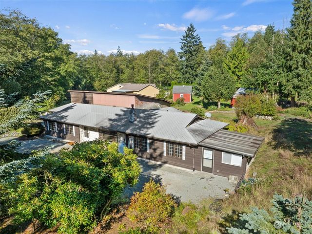 $699,999 | 4028 268th Street Northwest