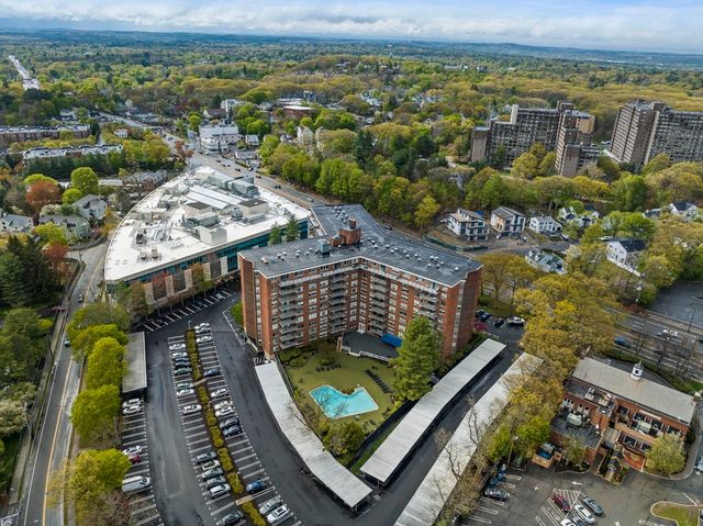 $525,000 | 280 Boylston Street, Unit 706 | Chestnut Hill