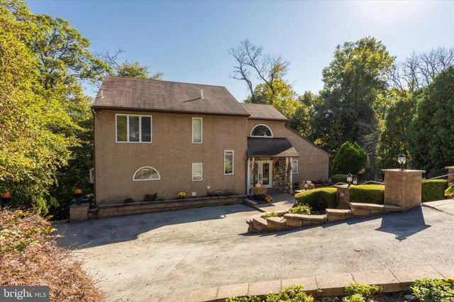 $700,000 | 131 Deerpath Lane | Marple Township - Delaware County