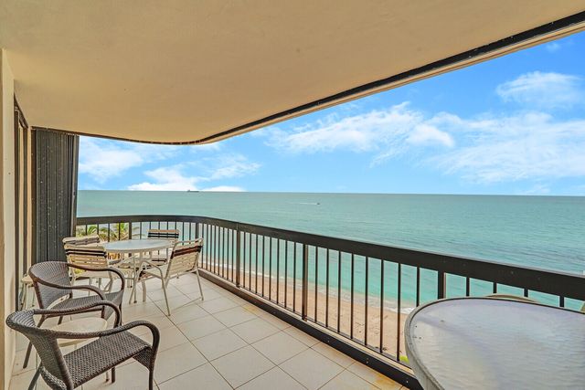 $700,000 | 5380 North Ocean Drive, Unit 6E | Singer Island