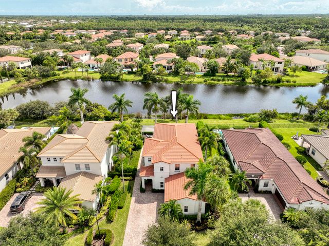 $1,325,000 | 155 Darby Island Place | Jupiter