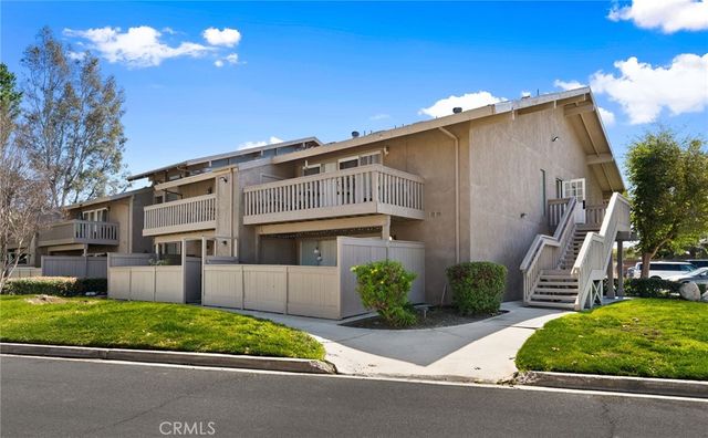 $324,990 | 28661 Via Las Flores, Unit 301 | Murrieta Hot Springs