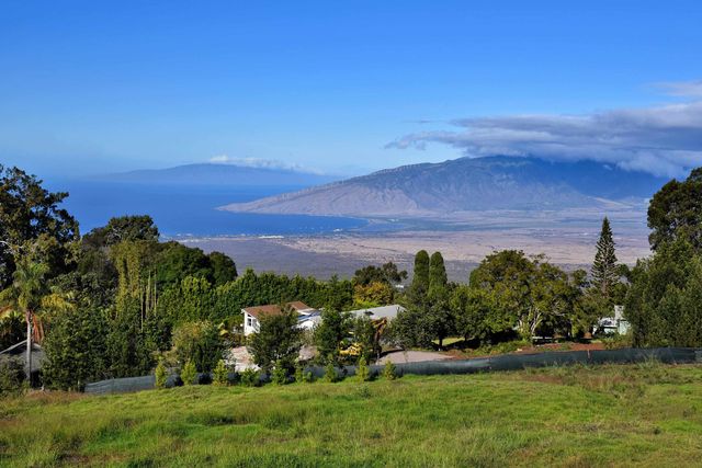 $2,295,000 | 909 Copp Road | Kula