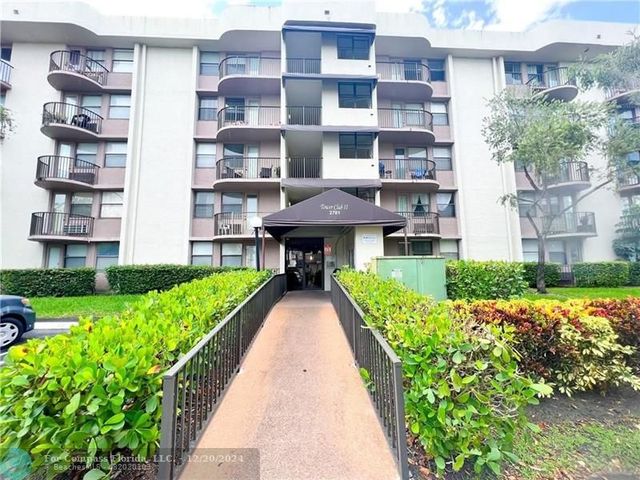 $1,600 | 2701 Riverside Drive, Unit 216B | Coral Springs Tower Club II