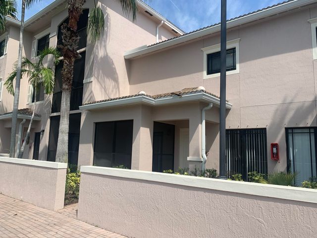 $2,950 | 2802 Sarento Place, Unit 113 | Palm Beach Gardens