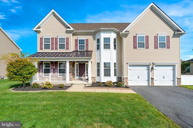 $745,000 | 64 Kirkcaldy Lane | Middletown