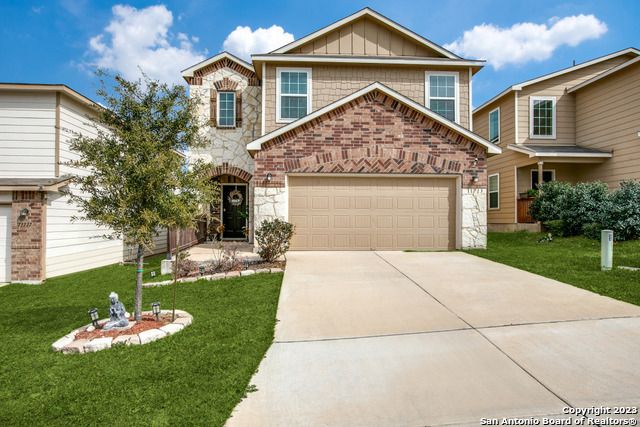 $1,975 | 11713 Silver Sky | Silver Canyon