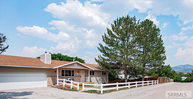 $355,000 | 2044 Horizon Drive | Pocatello