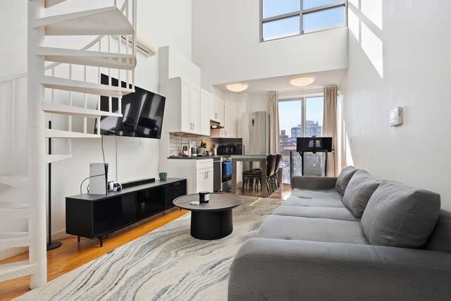 $680,000 | 362 West 127th Street, Unit PHB | Manhattanville