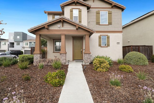 $649,900 | 2532 Ronald McNair Way | Natomas Crossing