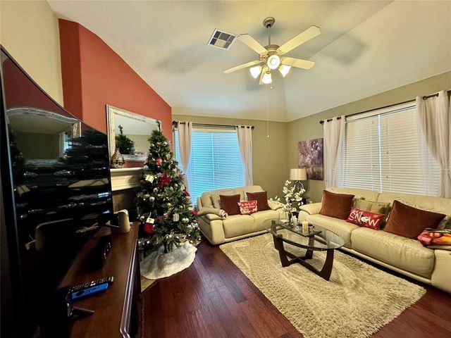 $299,000 | 2831 Straight Elm Street | Fresno