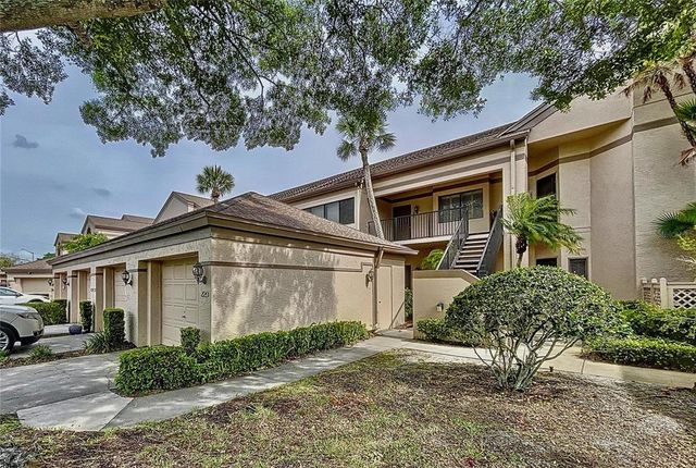 $289,900 | 3044 Red Oak Court, Unit 204 | Palm Harbor