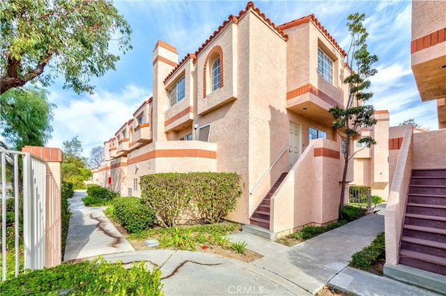 $4,000 | 3101 Plaza Del Amo, Unit 14 | Central Torrance