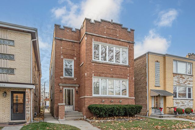 $1,999 | 6138 North Meade Avenue, Unit 2 | Norwood Park