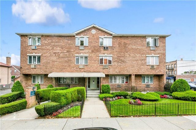 $579,000 | 1310 84th Street, Unit 3B | Dyker Heights