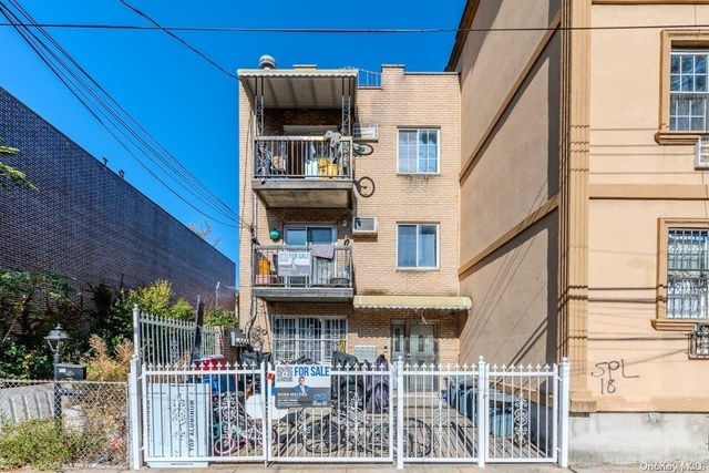 $1,980,000 | 57-71 Xenia Street | South Corona