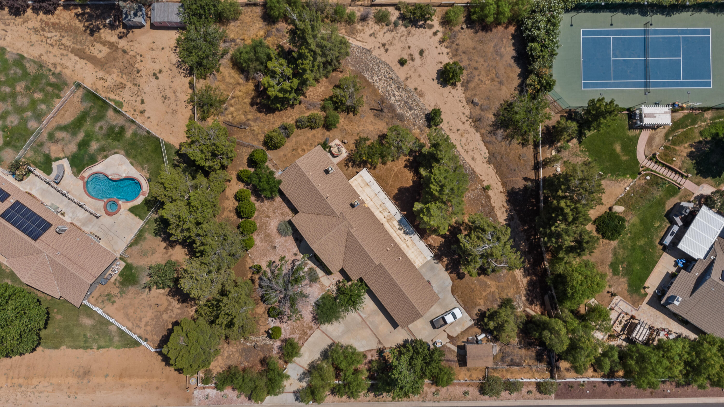 an aerial view of multiple house