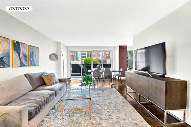 $1,100,000 | 205 3rd Avenue, Unit 8L | Gramercy