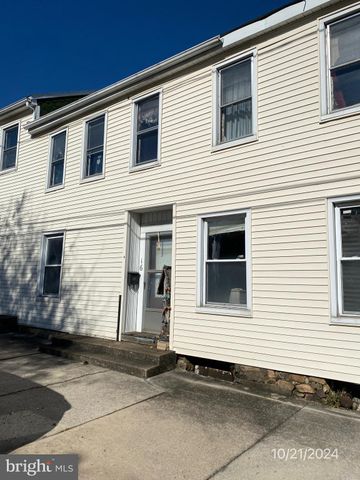 $44,900 | 16 West Main Street | Tremont