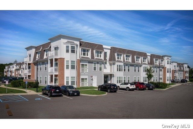 $3,150 | 75 Circle Drive, Unit 89204 | Central Islip