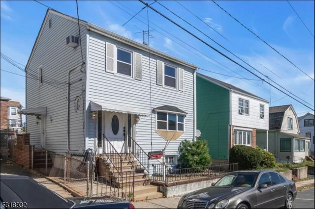 $469,000 | 29 Devon Terrace | Kearny