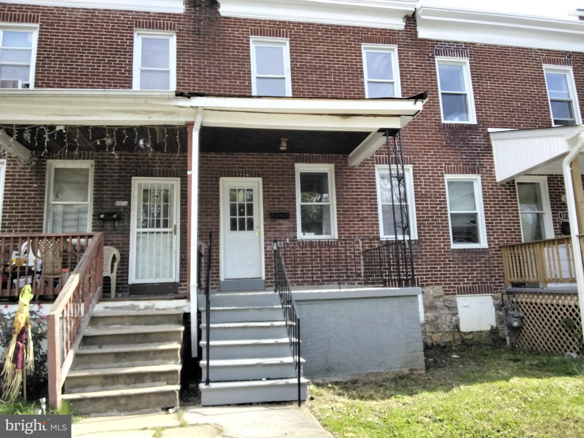 a front view of a house