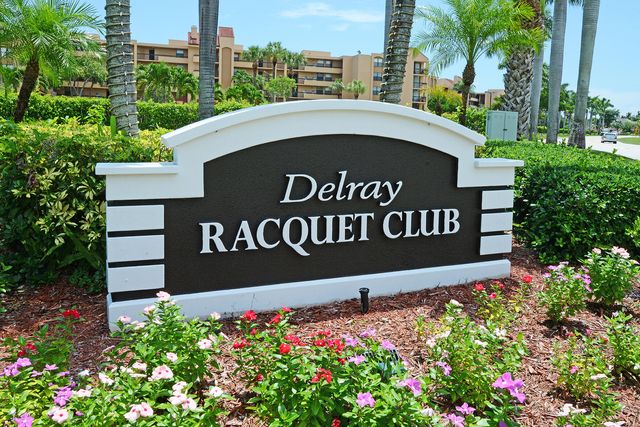 $289,900 | 755 Dotterel Road, Unit 1301 | Lavers Delray Racquet Club