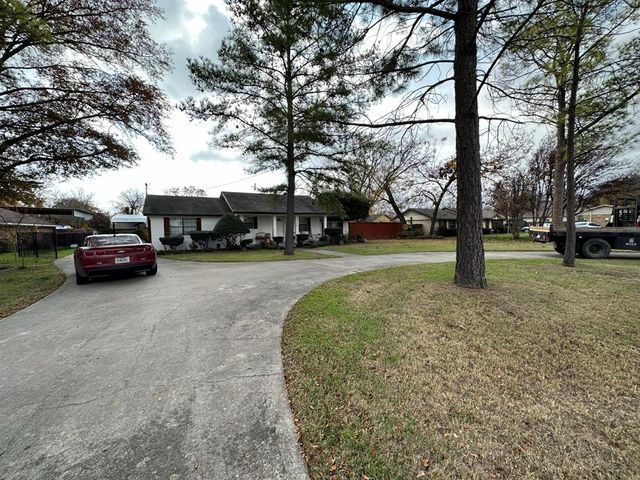 $575,000 | 2826 Helmet Street | Lamar Brown