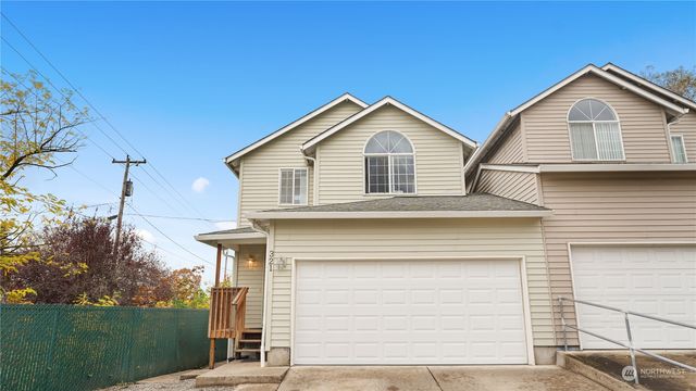 $449,900 | 321 Northeast Wedgewood Court | Camas