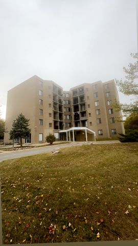 $129,999 | 1750 North Marywood Avenue, Unit 401 | Marywood Towers