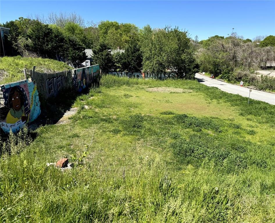 a view of an outdoor space and a yard