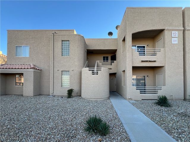 $178,000 | 2241 Highpointe Drive, Unit 201 | Downtown Laughlin