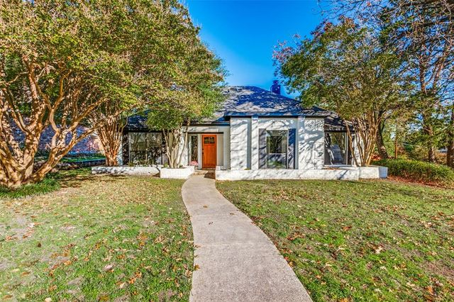 $515,000 | 9135 Sweetwater Drive | Dallas