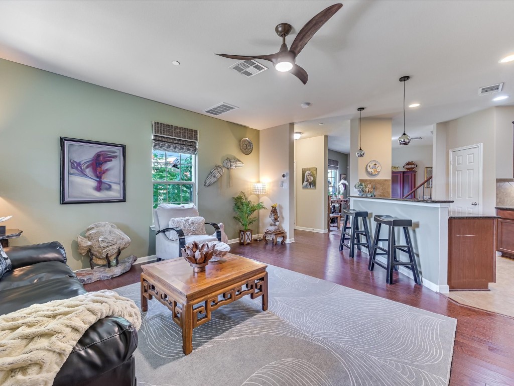 This lovely 2BD/2.5BA/1,473 sq ft condo comes move-in-ready with its own fenced-in backyard and an updated interior.