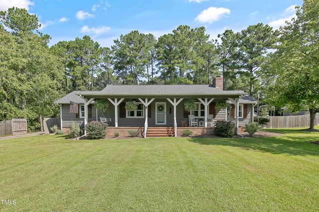 $325,000 | 362 Lakeview Drive | Pine Forest