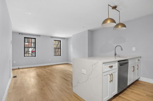 $3,450 | 152 Weirfield Street, Unit GARDEN | Bushwick