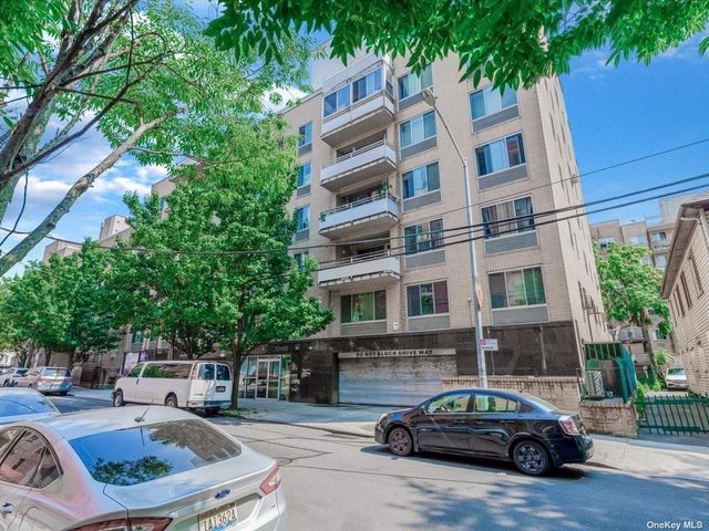 $779,000 | 43-17 Union Street, Unit 4G | Flushing