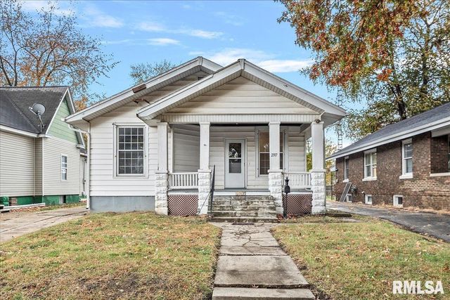 $84,900 | 2317 South 10th Street | Harvard Park